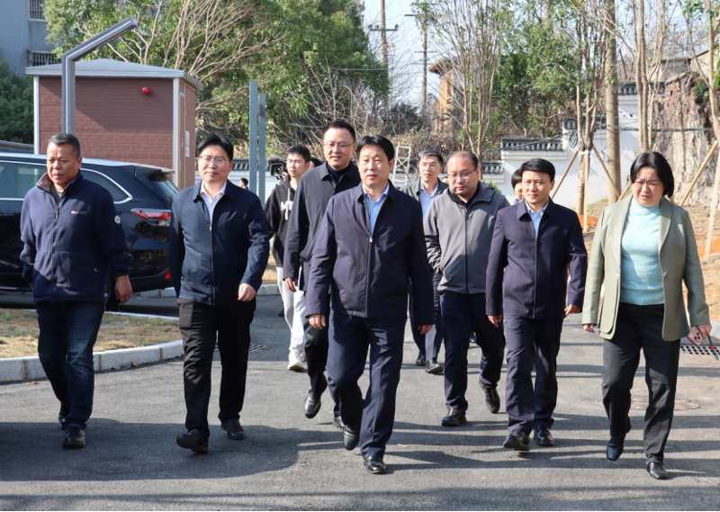 李摯到中國化學(xué)四化建承建的梅溪橋泵站項(xiàng)目調(diào)研